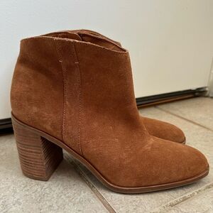 Lucky Brand Pinkton Bootie boots size 11 real leather Brown Suede block heel